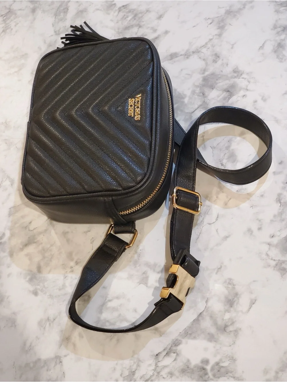 Victoria's Secret Black Zip Close Tasseled Fanny Pack Gold Hardware Bag Purse - Picture 3 of 8